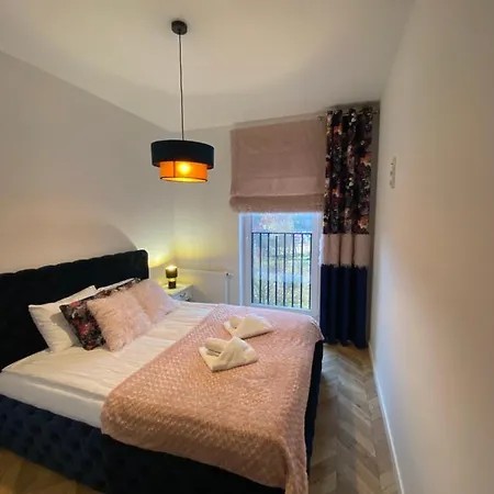Apartament Na Spokojnej 24j/16 아파트 *